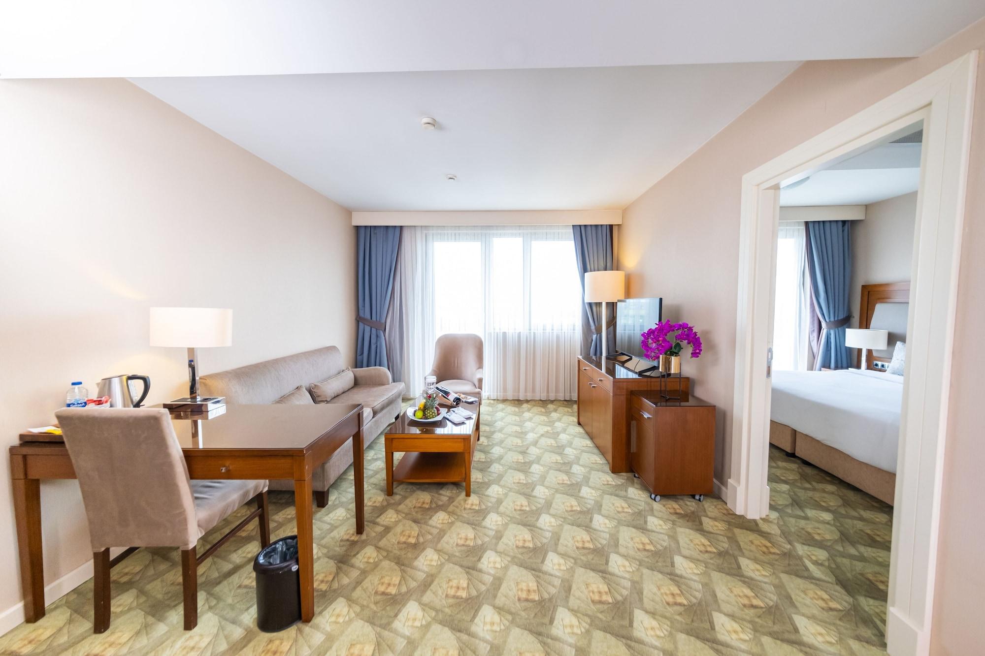 미라클 이스탄불 아시아 에어포트 호텔 앤 스파 외부 사진 A suite at the hotel