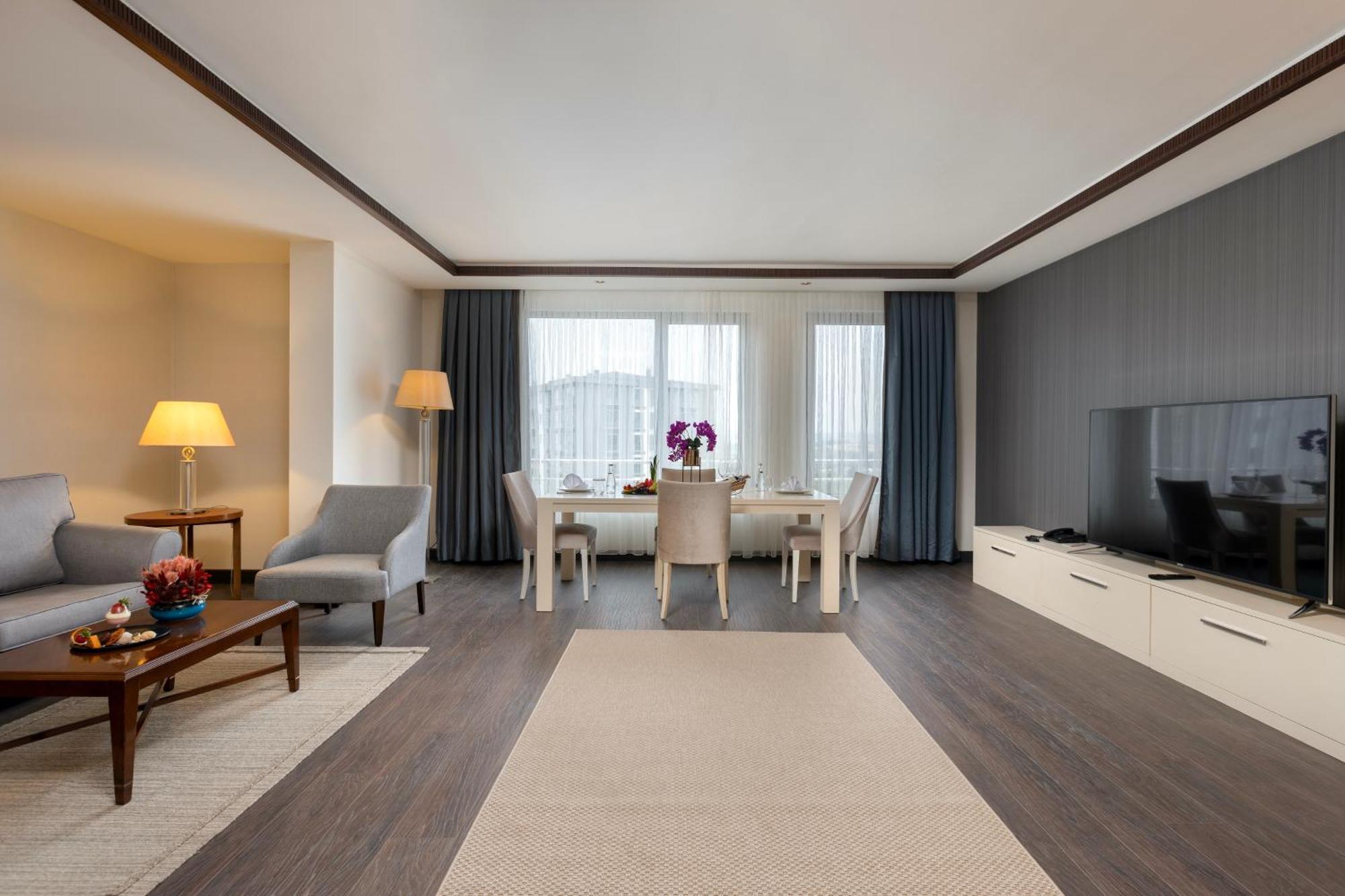 미라클 이스탄불 아시아 에어포트 호텔 앤 스파 외부 사진 Suite at the hotel