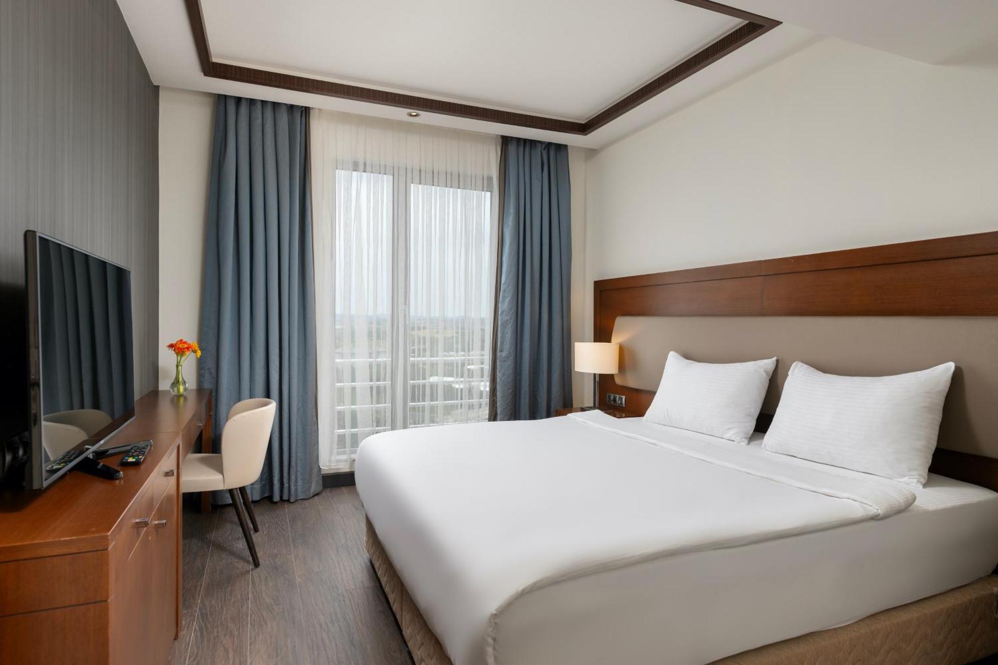미라클 이스탄불 아시아 에어포트 호텔 앤 스파 외부 사진 A room at the hotel